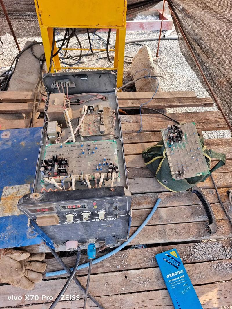 焊机行业潜规则 威能焊机驱动板竟与其他品牌雷同